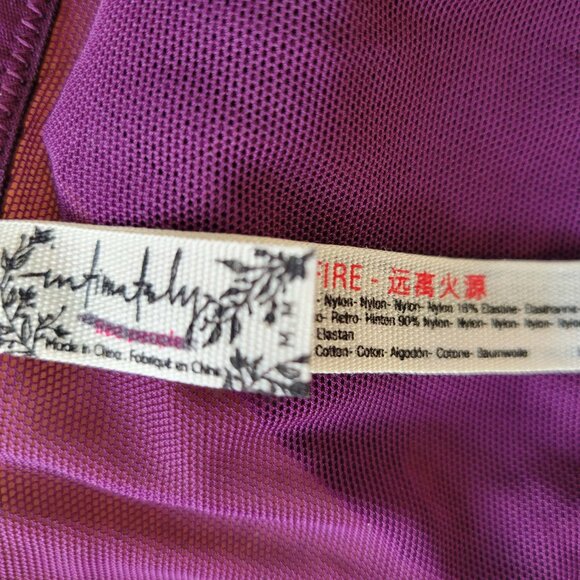 NWOT Free People Intimately Size M  Burgundy Mesh/Lace Panties - Picture 3 of 4